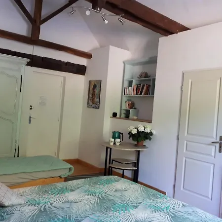 Chez Naty D'hôtes Au Pays-basque Couette-café *